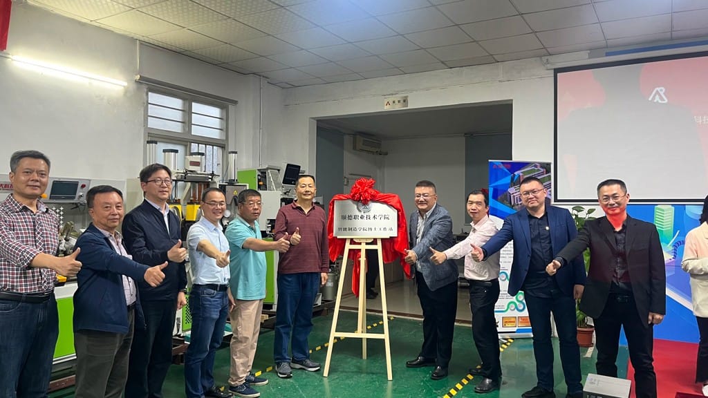 1637998685838086.jpg IMG_5940.jpg